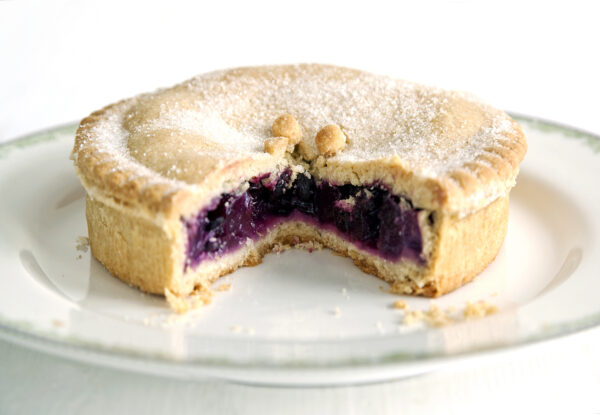 Large Apple and Blackcurrant Pie